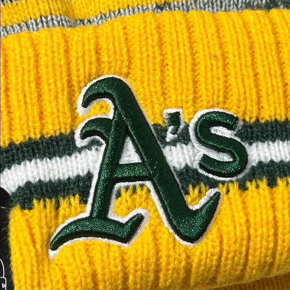 New‎ Era A’s MLB Striped Green Yellow knit Beanie removable Pom Pom baseball OS